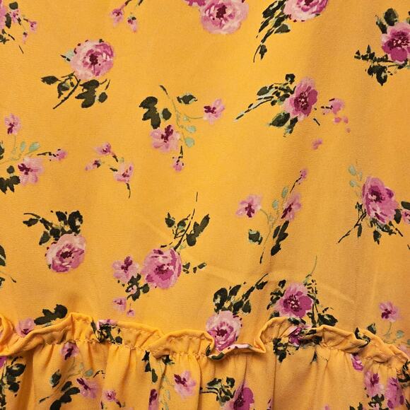 PLEIONE Floral peplum top size large - Picture 3 of 5